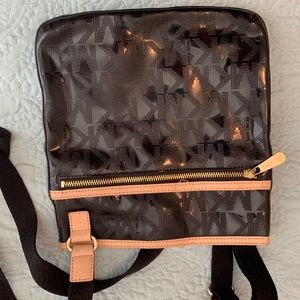 Michael Kors Crossbody purse